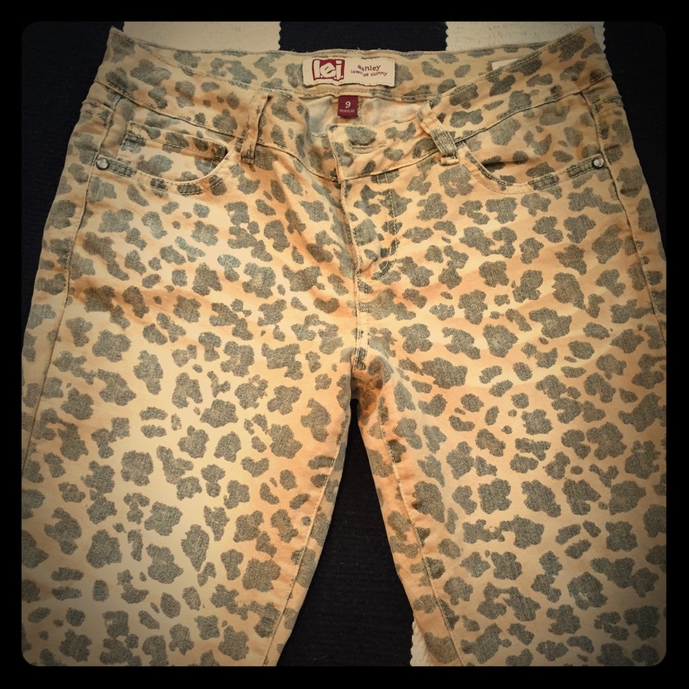 L.E.I. Leopard print skinny pants/jeans Sz 9